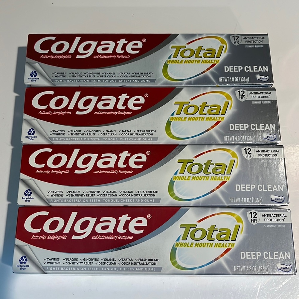 LOT OF 4 COLGATE DEEP CLEAN TOOTHPASTES